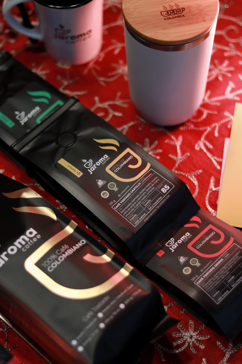 Kit de regalo con 3 cafés de 125gr y Prensa francesa